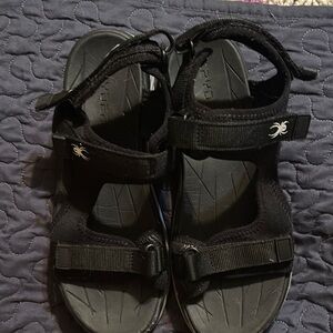 Spyder Black Sandals with Rugged Design and Adjustable Straps